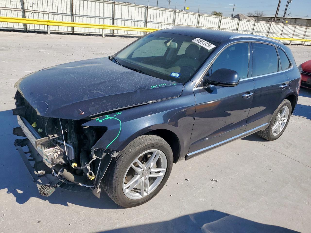 AUDI Q5 PREMIUM PLUS