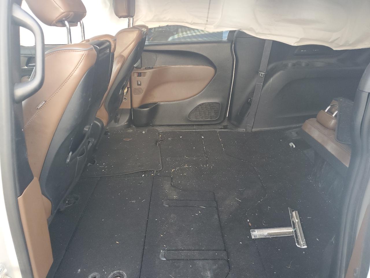 Lot #3318902938 2019 CHRYSLER PACIFICA L