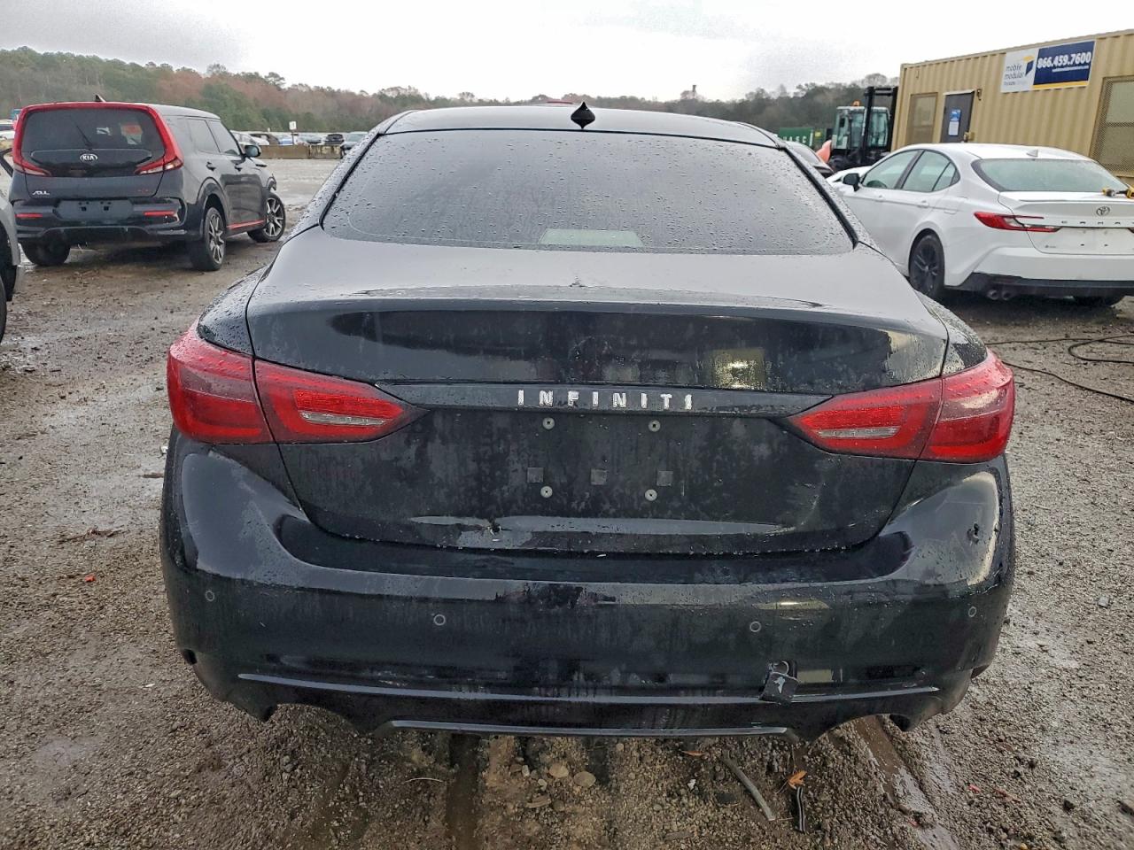 INFINITI Q50 LUXE