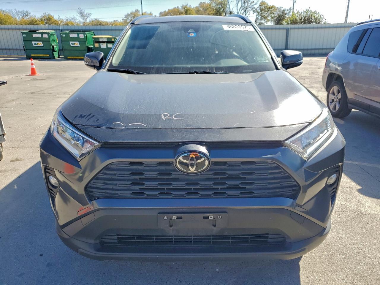 TOYOTA RAV4 XLE PREMIUM