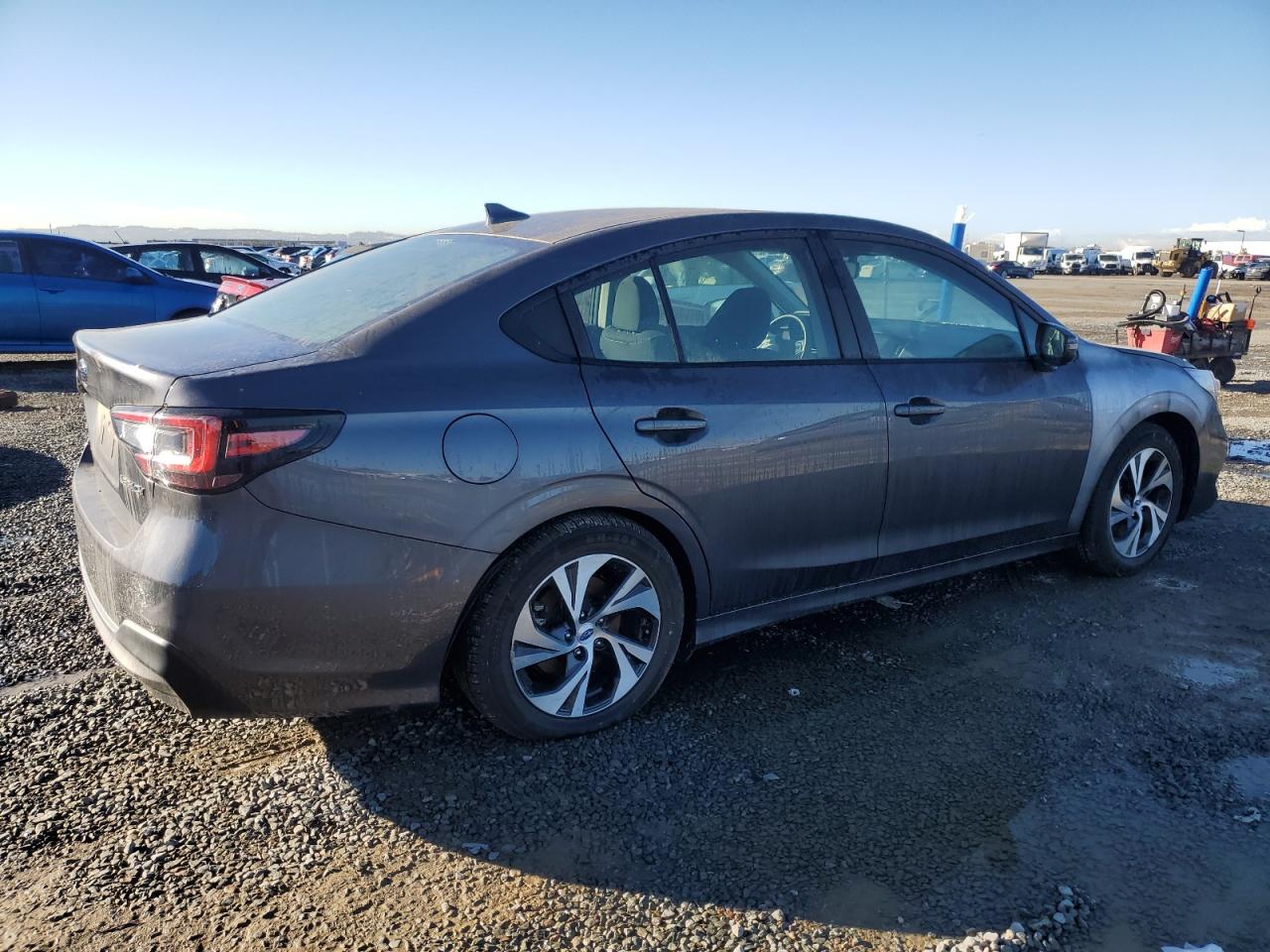 SUBARU LEGACY PREMIUM