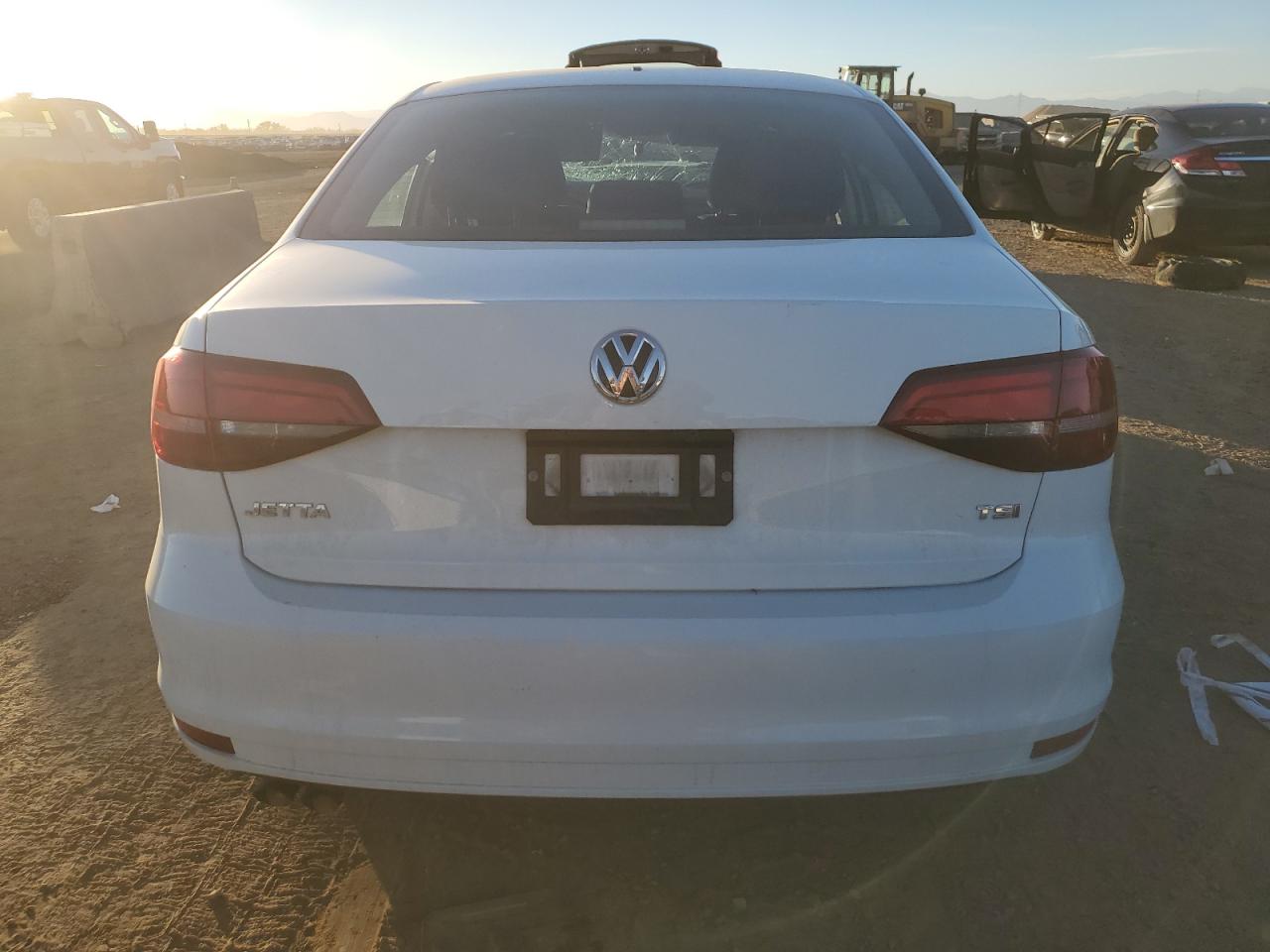 Lot #3318243866 2018 VOLKSWAGEN JETTA S