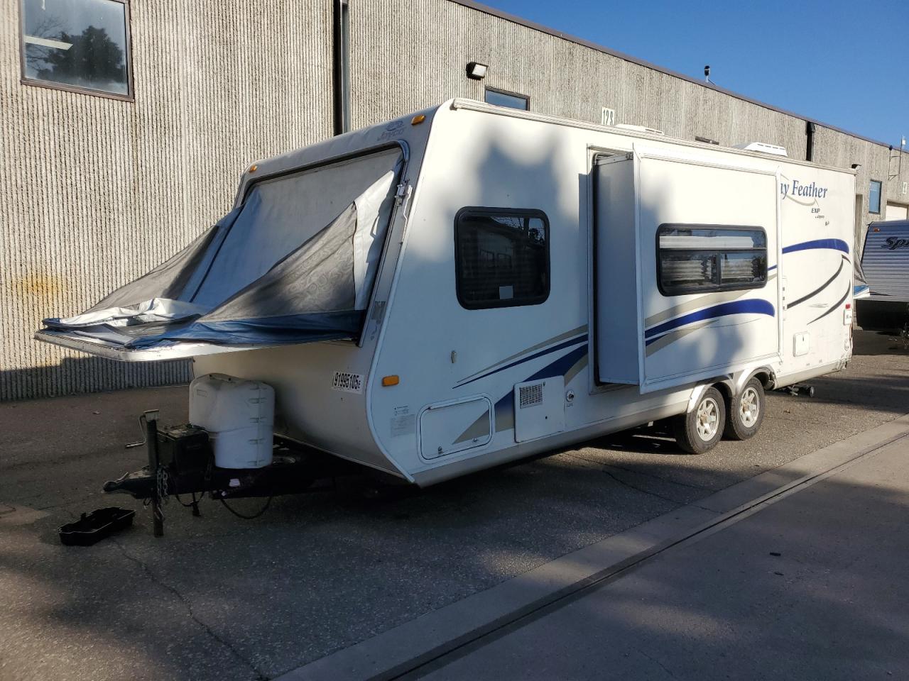 Lot #3285748678 2010 JAYCEE JAY FEATHE