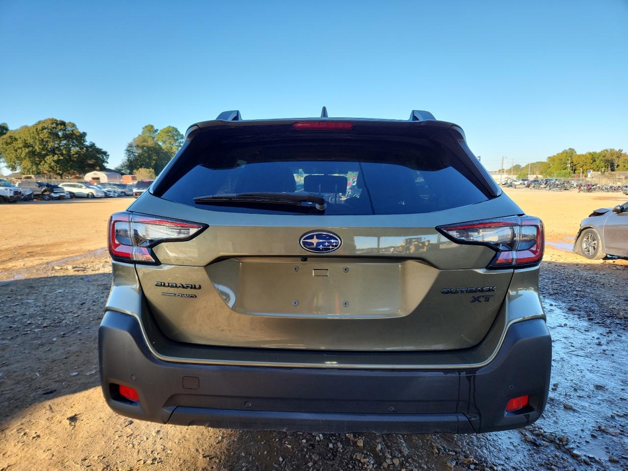 SUBARU OUTBACK ONYX EDITION XT