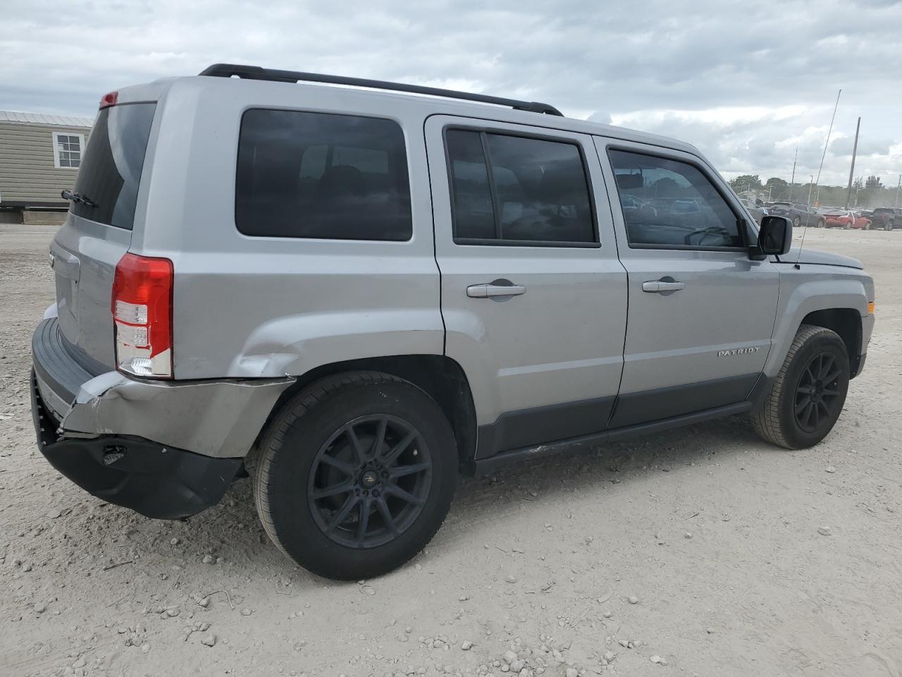 Lot #3303611930 2017 JEEP PATRIOT SP