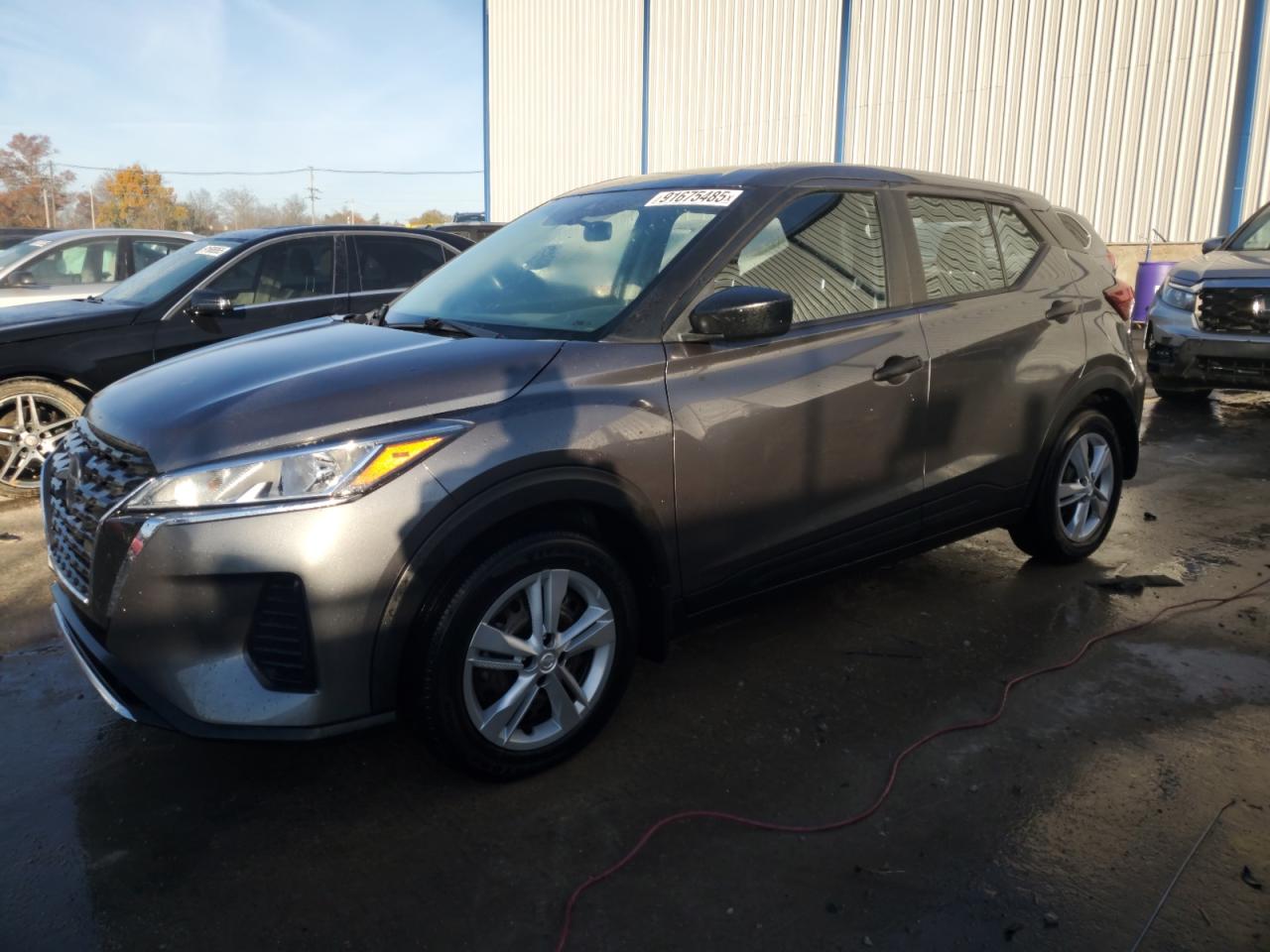 NISSAN KICKS S