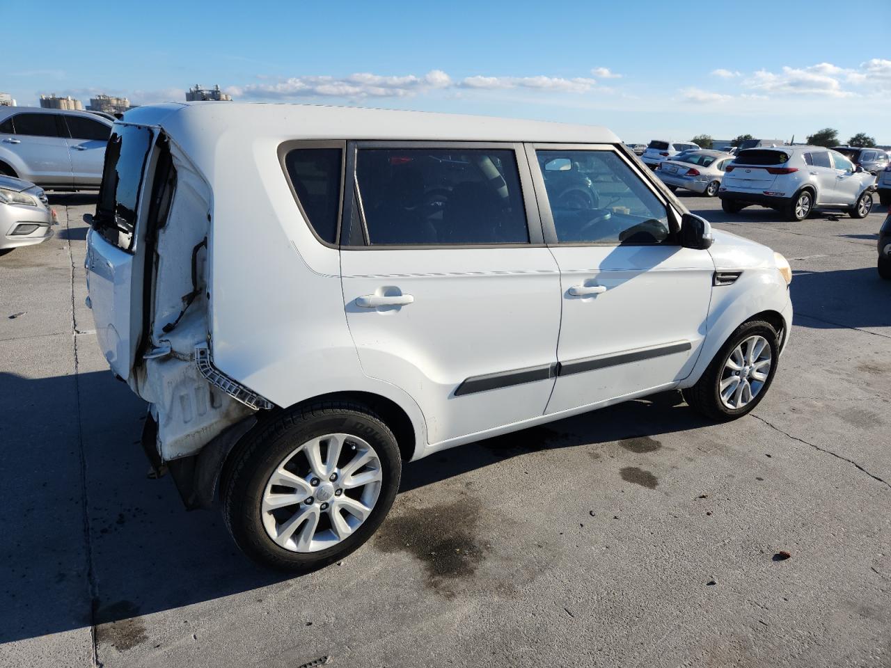 KIA SOUL +