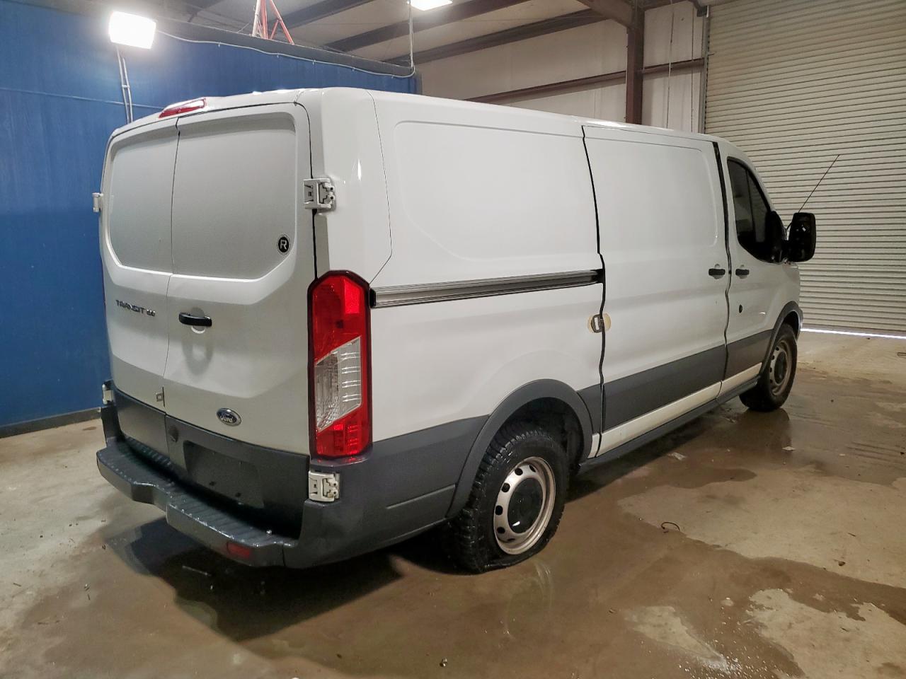 FORD TRANSIT T-150