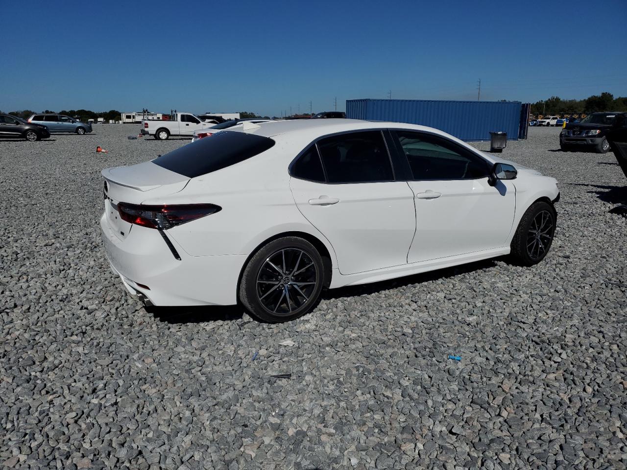 TOYOTA CAMRY SE NIGHT SHADE