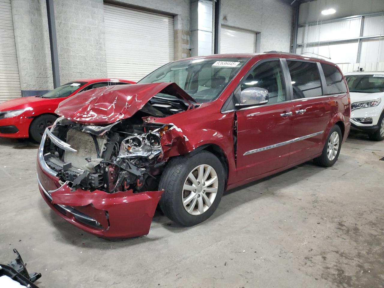 CHRYSLER TOWN & COUNTRY LIMITED PLATINUM