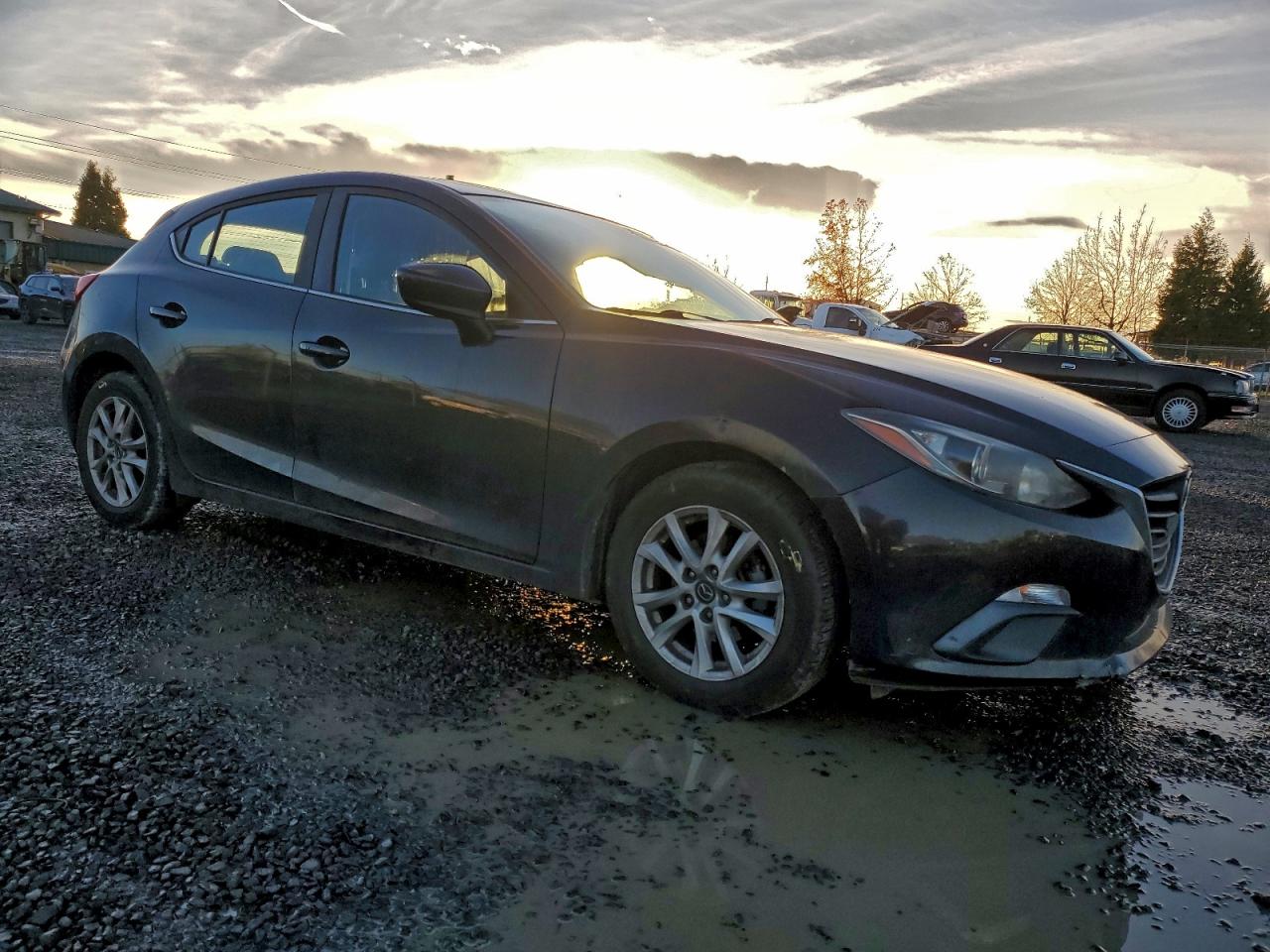 MAZDA 3 GRAND TOURING