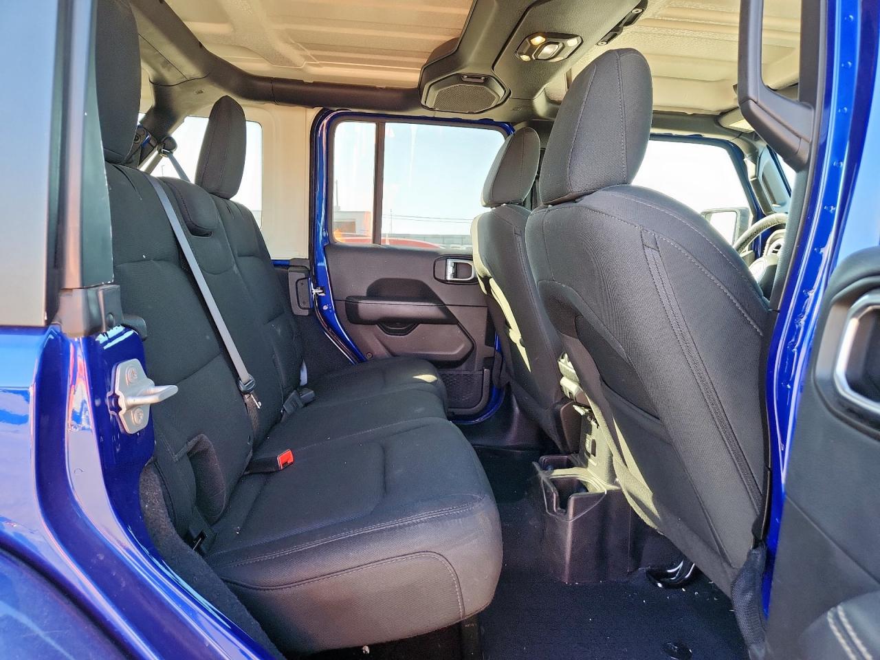 JEEP WRANGLER SAHARA