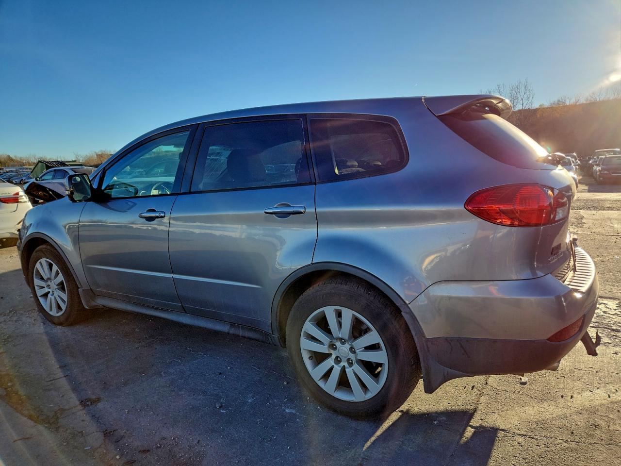 Lot #3302152155 2008 SUBARU TRIBECA
