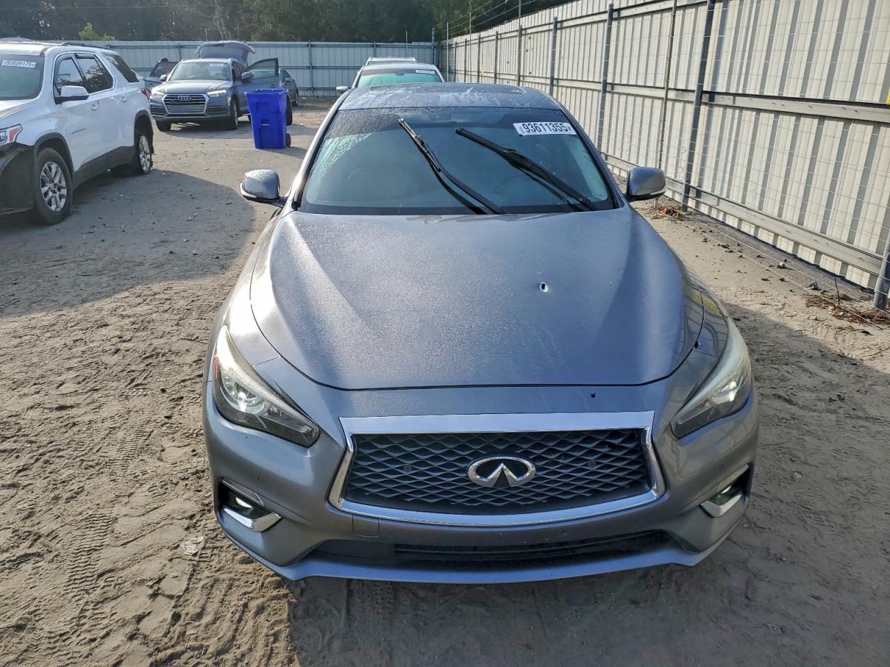 INFINITI Q50 LUXE