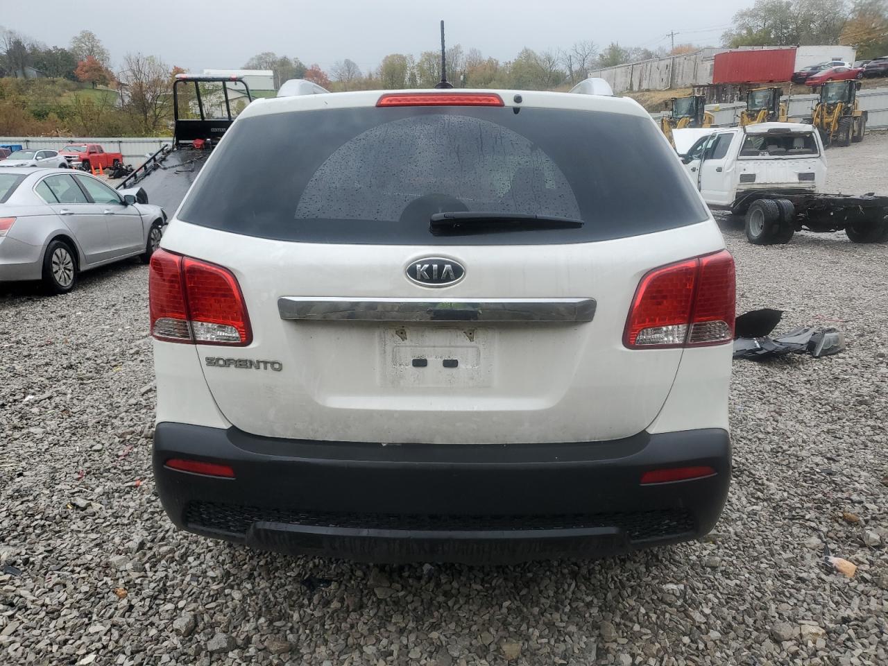 KIA SORENTO LX