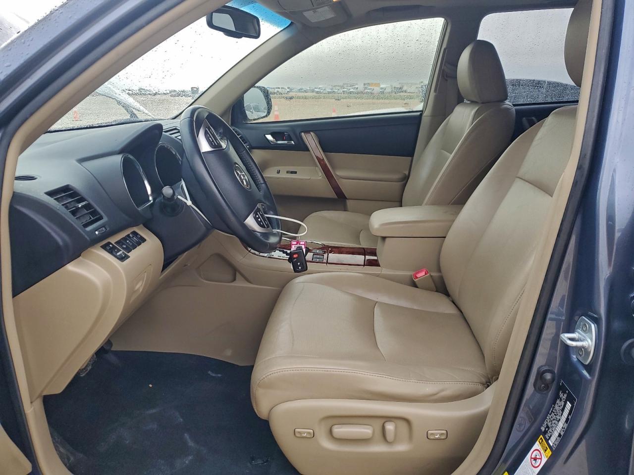 TOYOTA HIGHLANDER HYBRID LIMITED