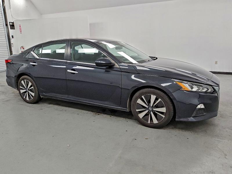 2021 NISSAN ALTIMA SV #3303046653