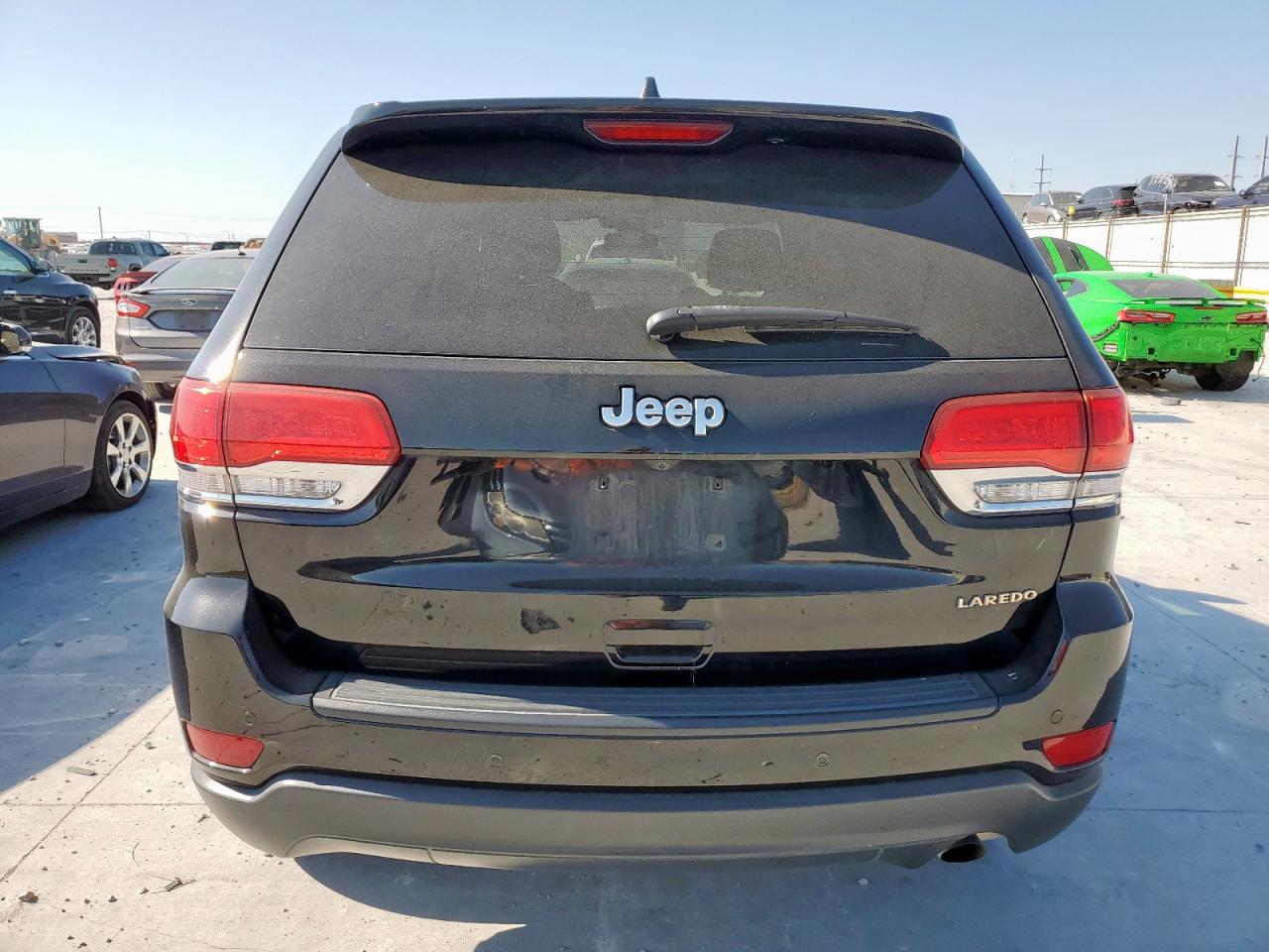 JEEP GRAND CHEROKEE LAREDO