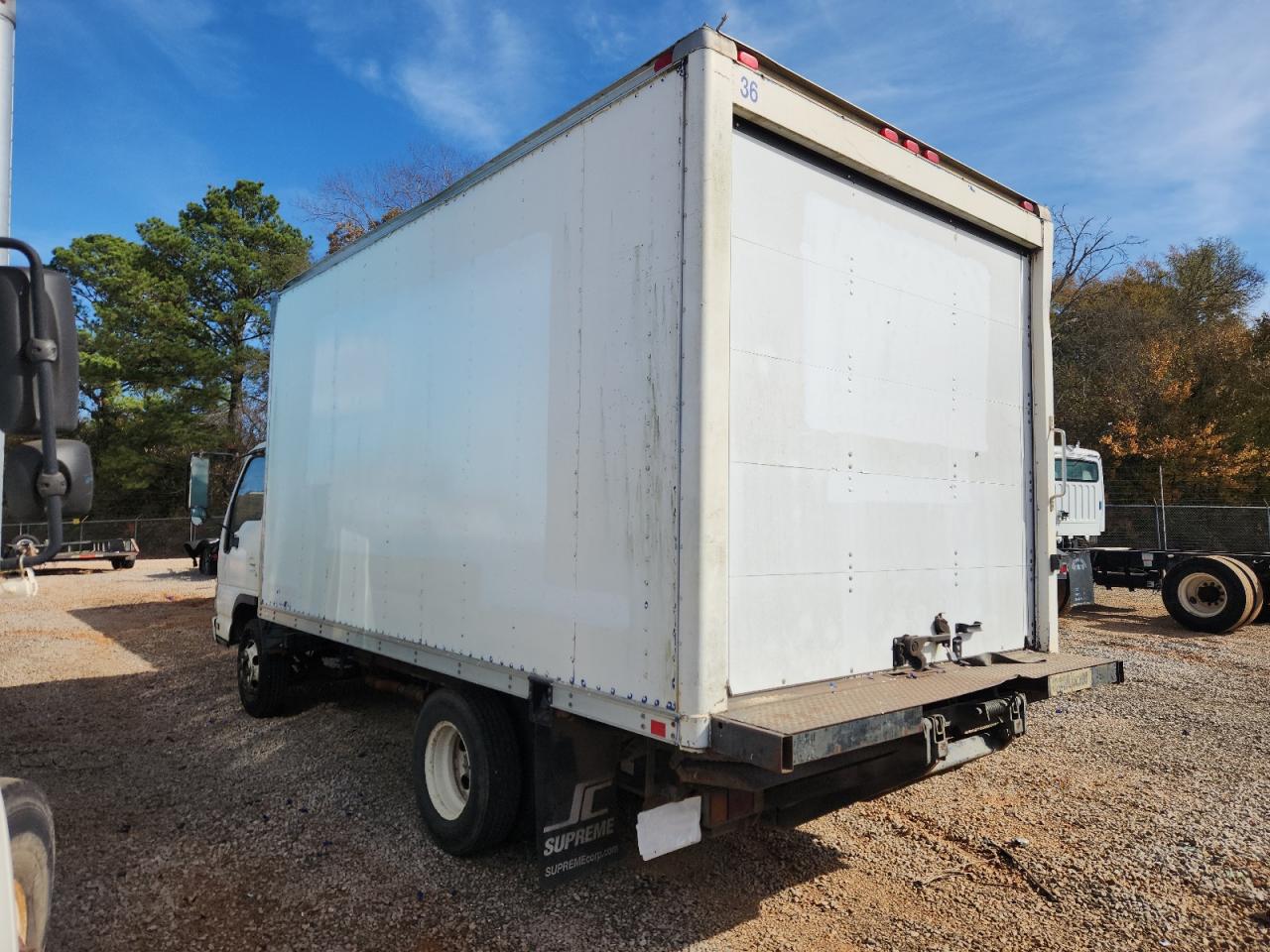 Lot #3290231230 2007 GMC W4