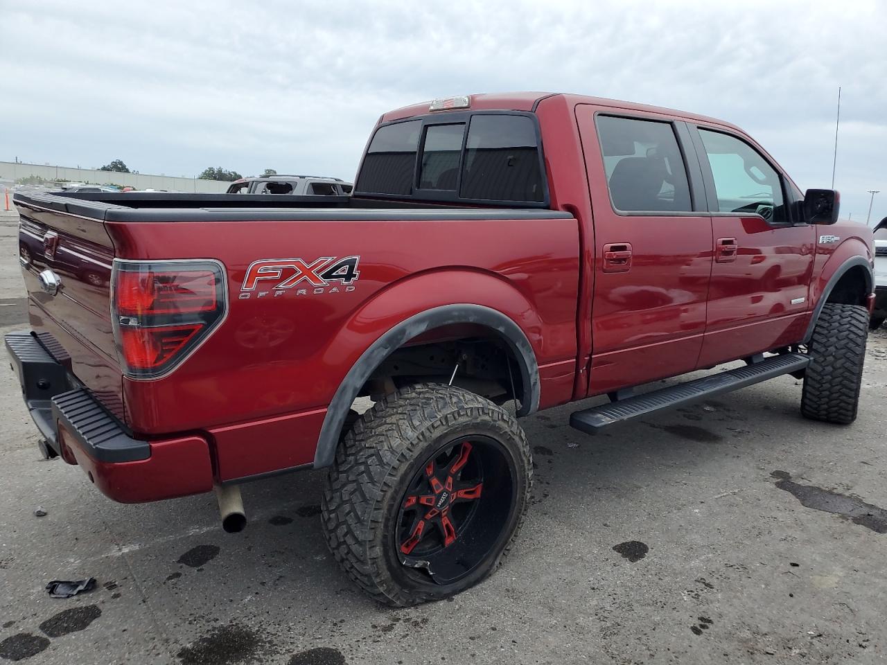 FORD F-150 SUPERCREW