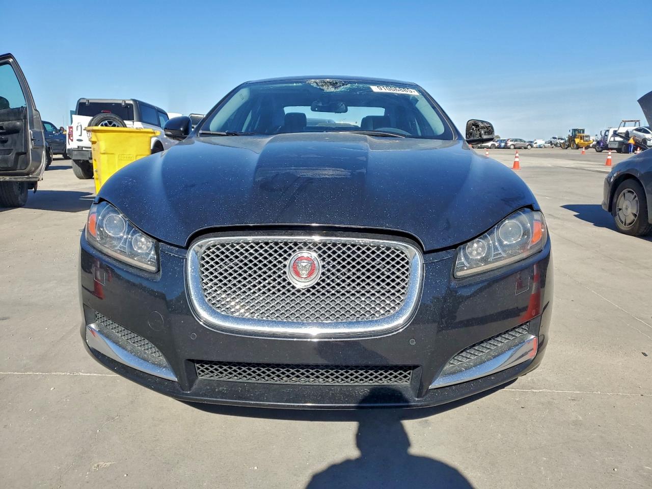 JAGUAR XF 2.0T PREMIUM