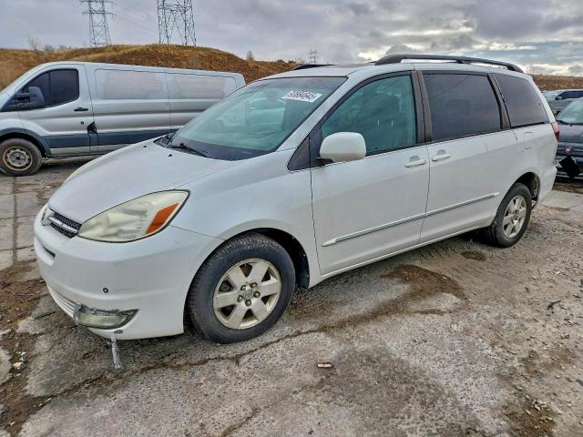 Global Auto Auctions: 2004 TOYOTA SIENNA XLE
