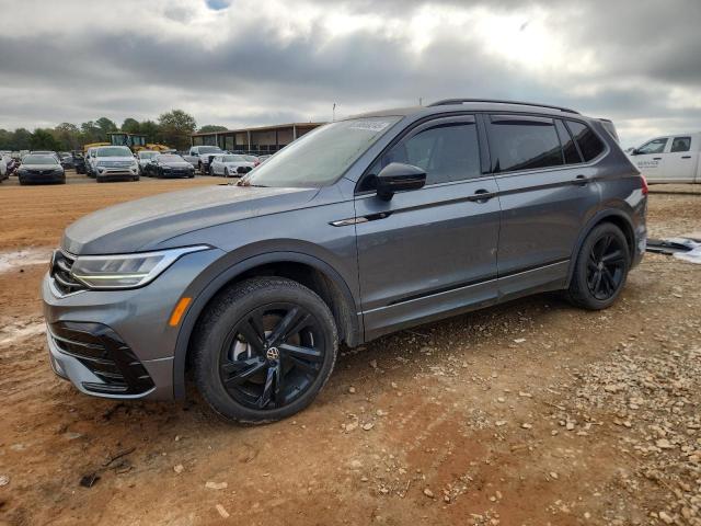 VOLKSWAGEN TIGUAN SE