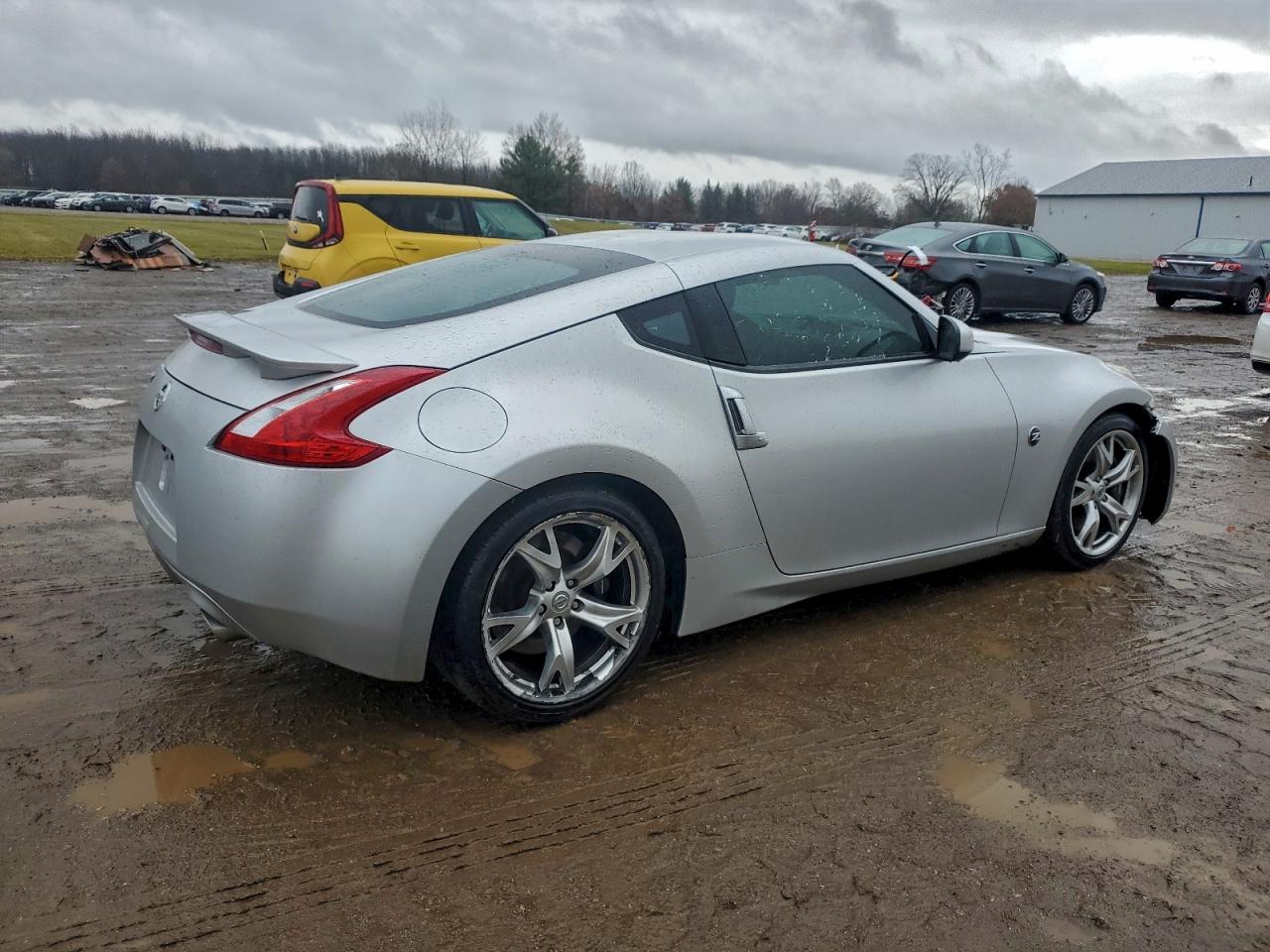 NISSAN 370Z BASE