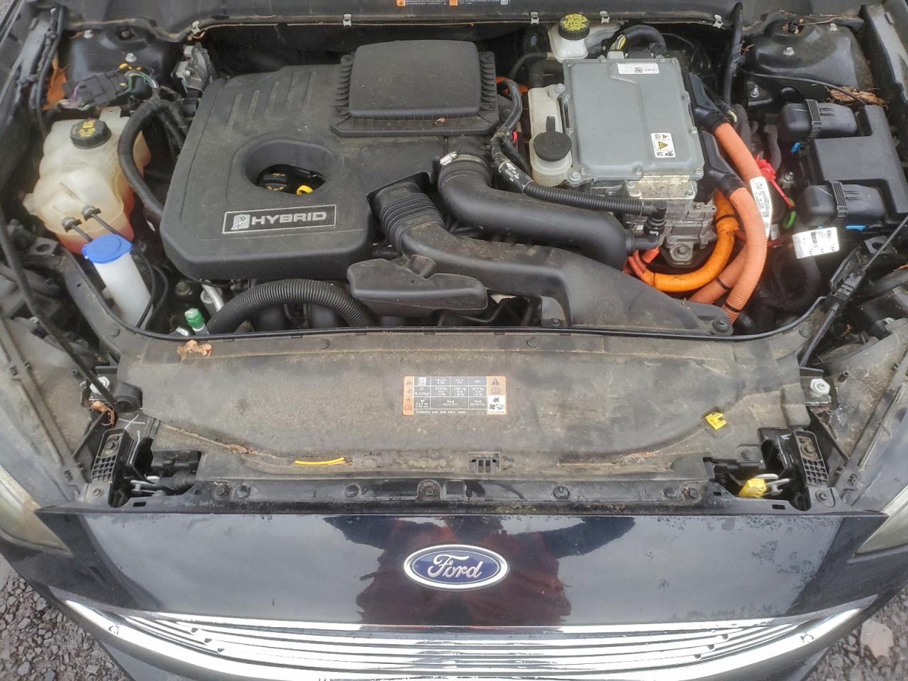 FORD FUSION SE HYBRID