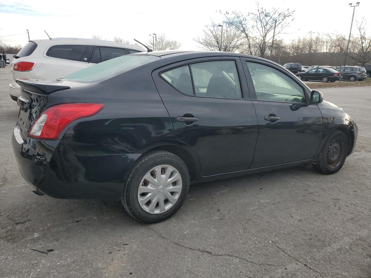 NISSAN VERSA S
