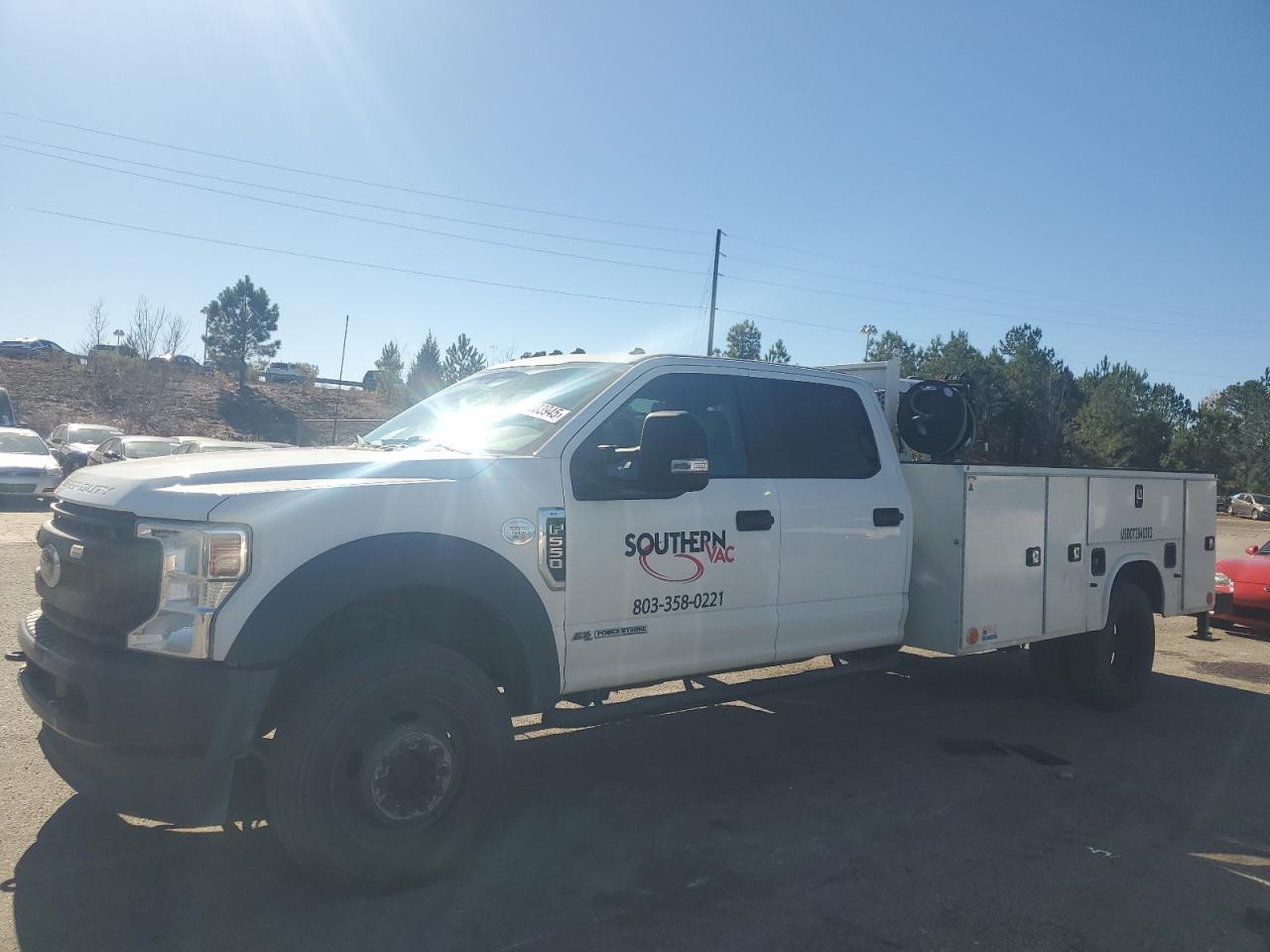 FORD F-550 SUPER DUTY