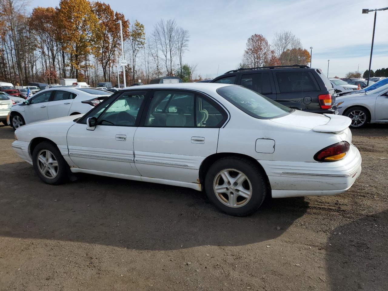 Lot #3305423435 1999 PONTIAC BONNEVILLE