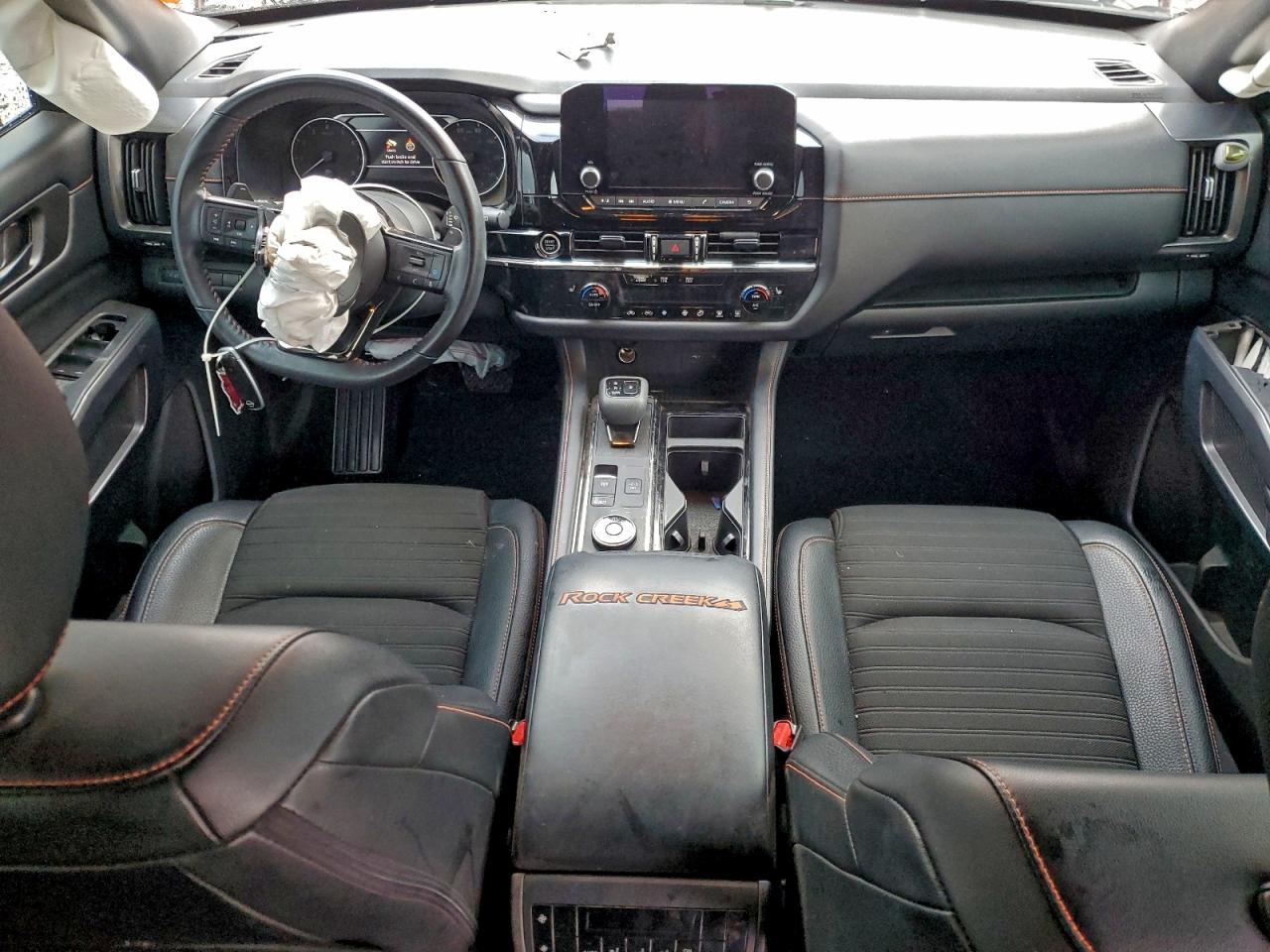 NISSAN PATHFINDER SV