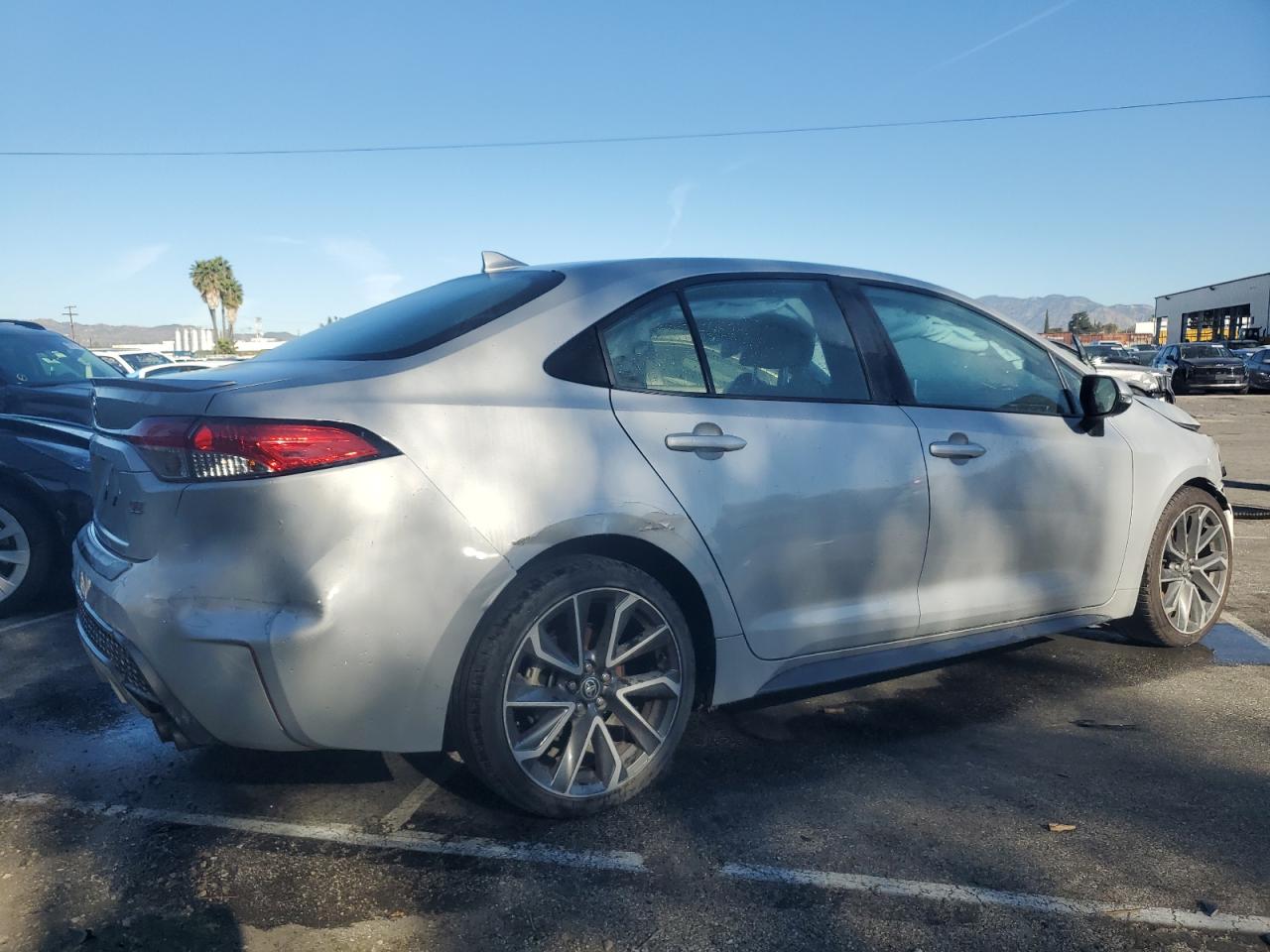 Lot #3316061235 2021 TOYOTA COROLLA SE