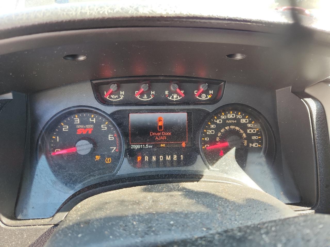 FORD F-150 SVT RAPTOR