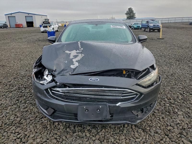 2018 FORD FUSION SE #3297119534
