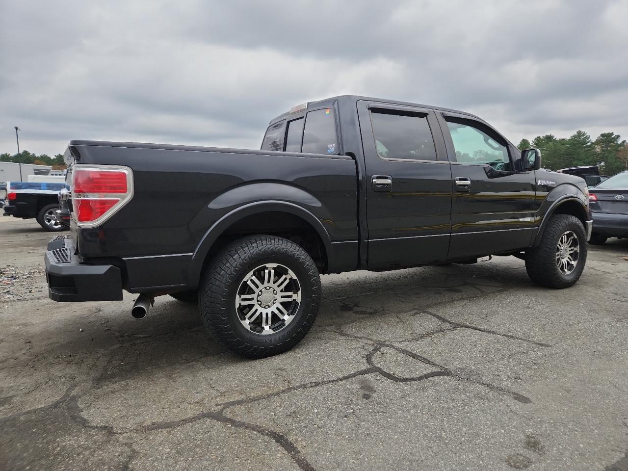 FORD F-150 SUPERCREW