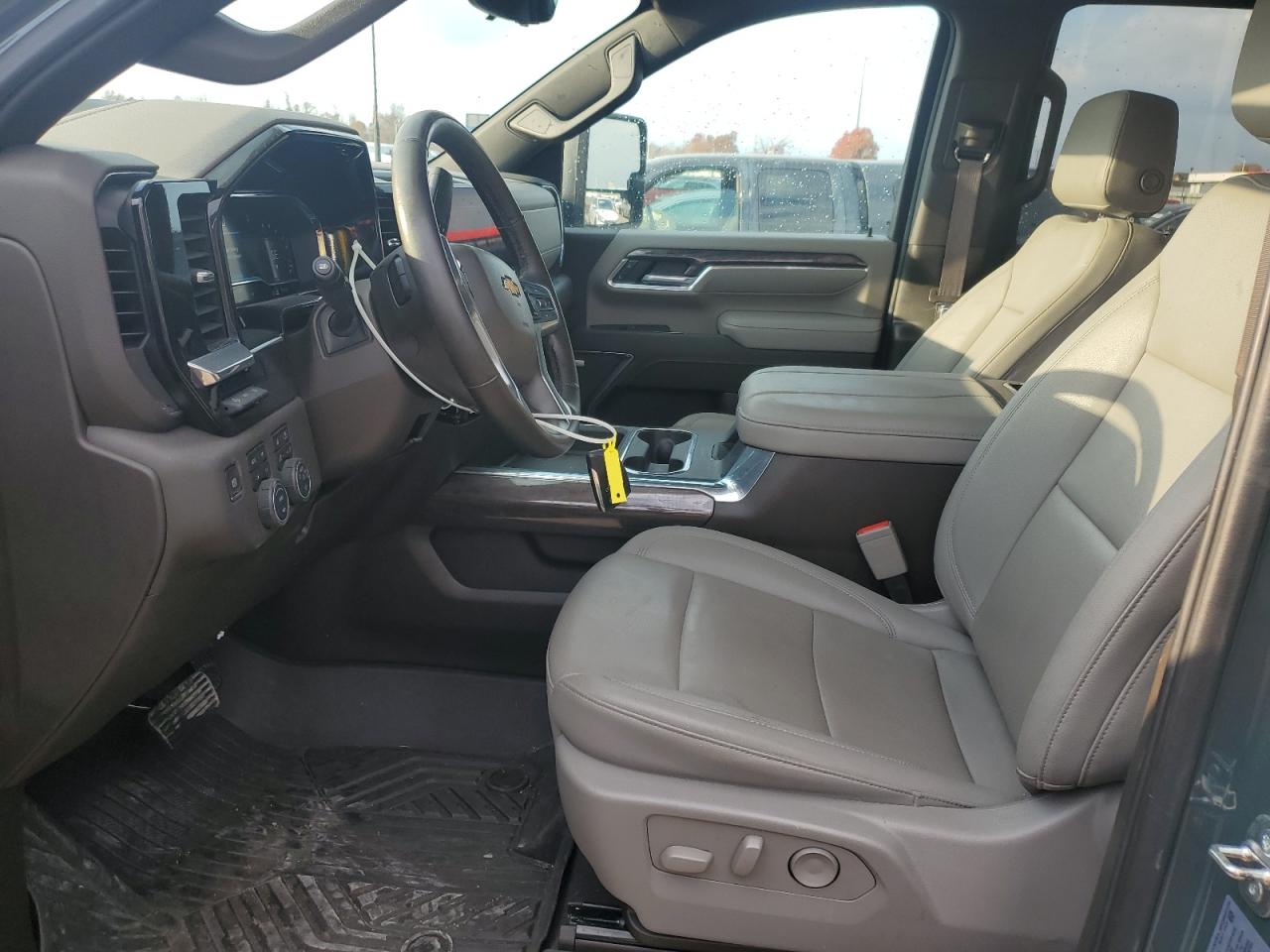 CHEVROLET SILVERADO K2500 HEAVY DUTY LTZ