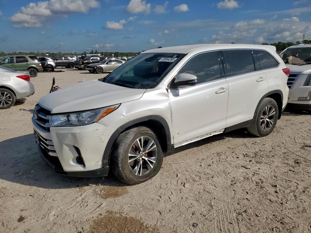 TOYOTA HIGHLANDER LE