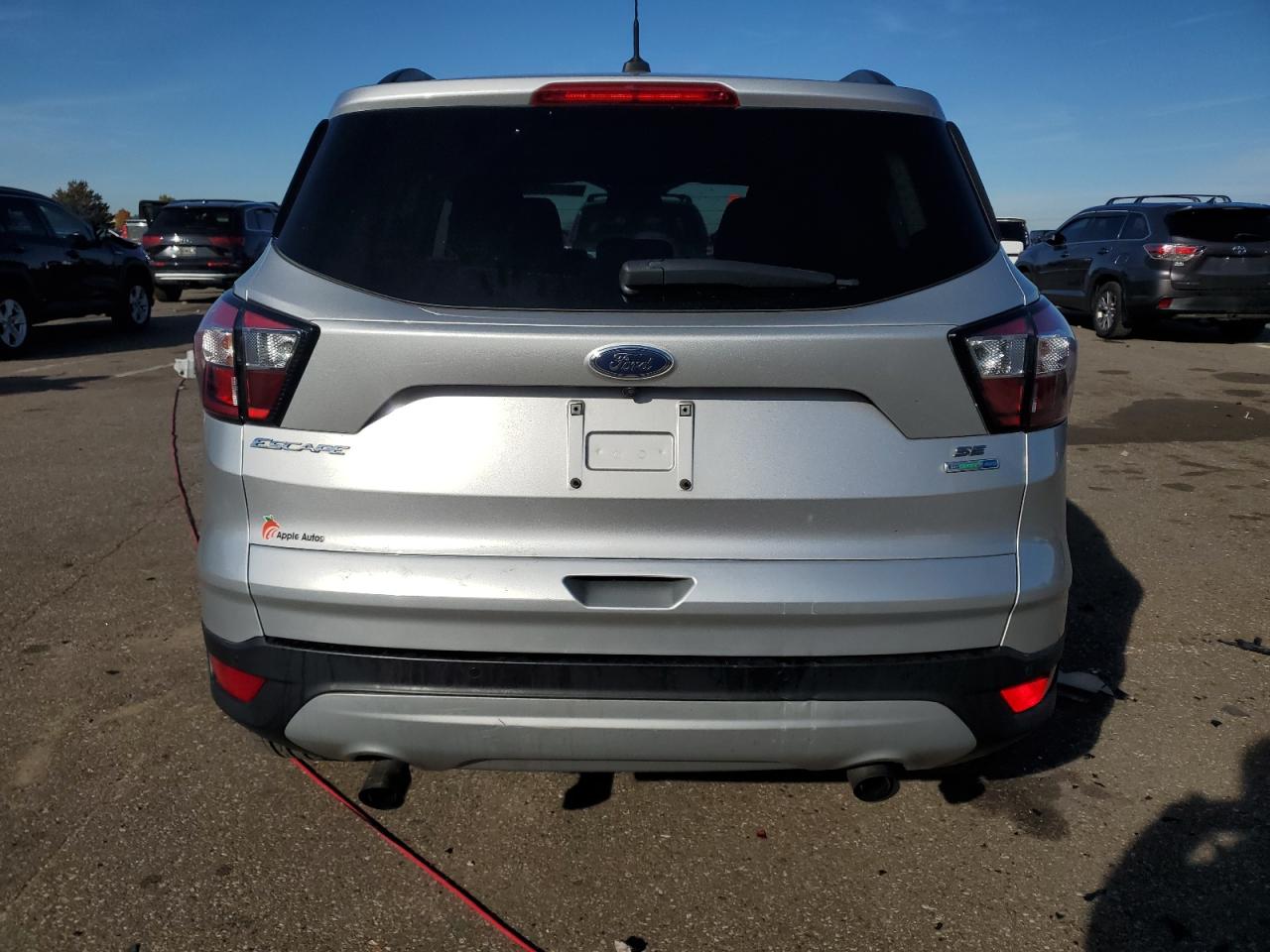 FORD ESCAPE SE
