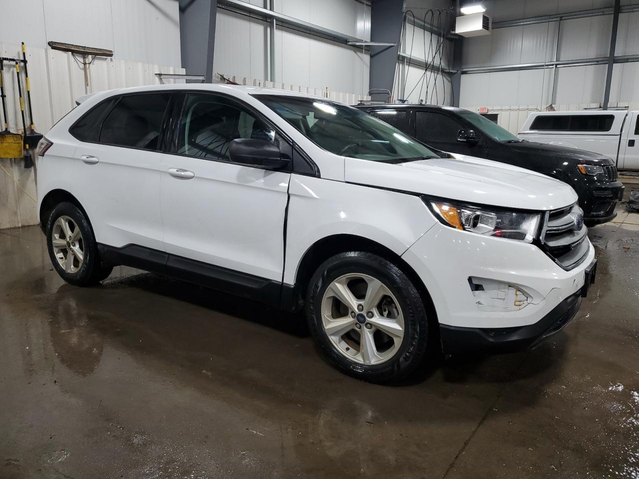 FORD EDGE SE