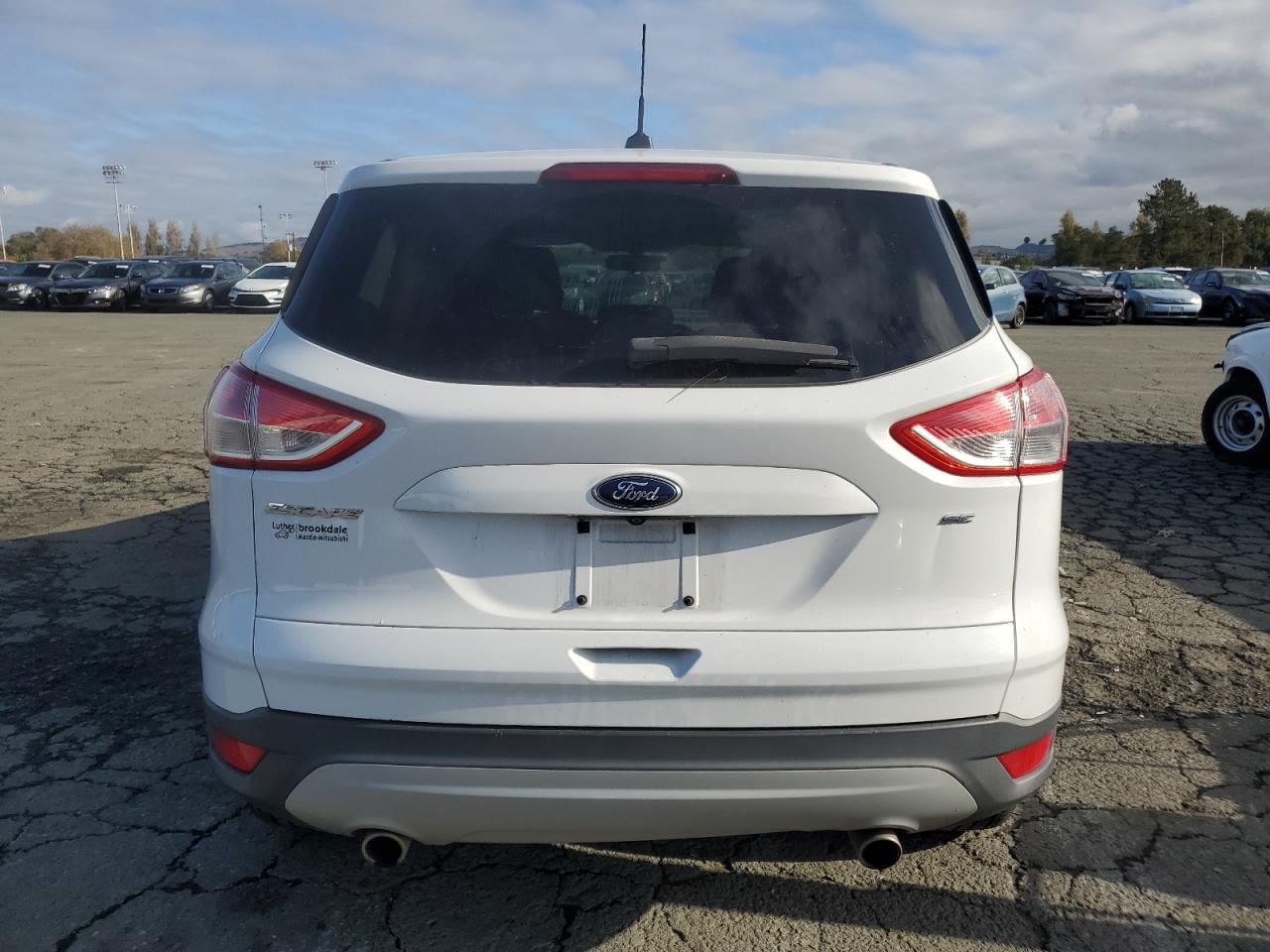 FORD ESCAPE SE