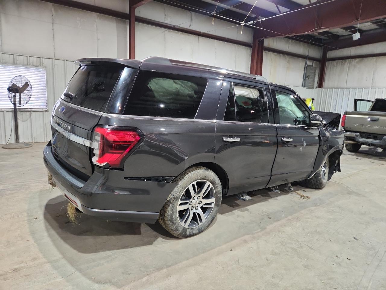 FORD EXPEDITION LIMITED