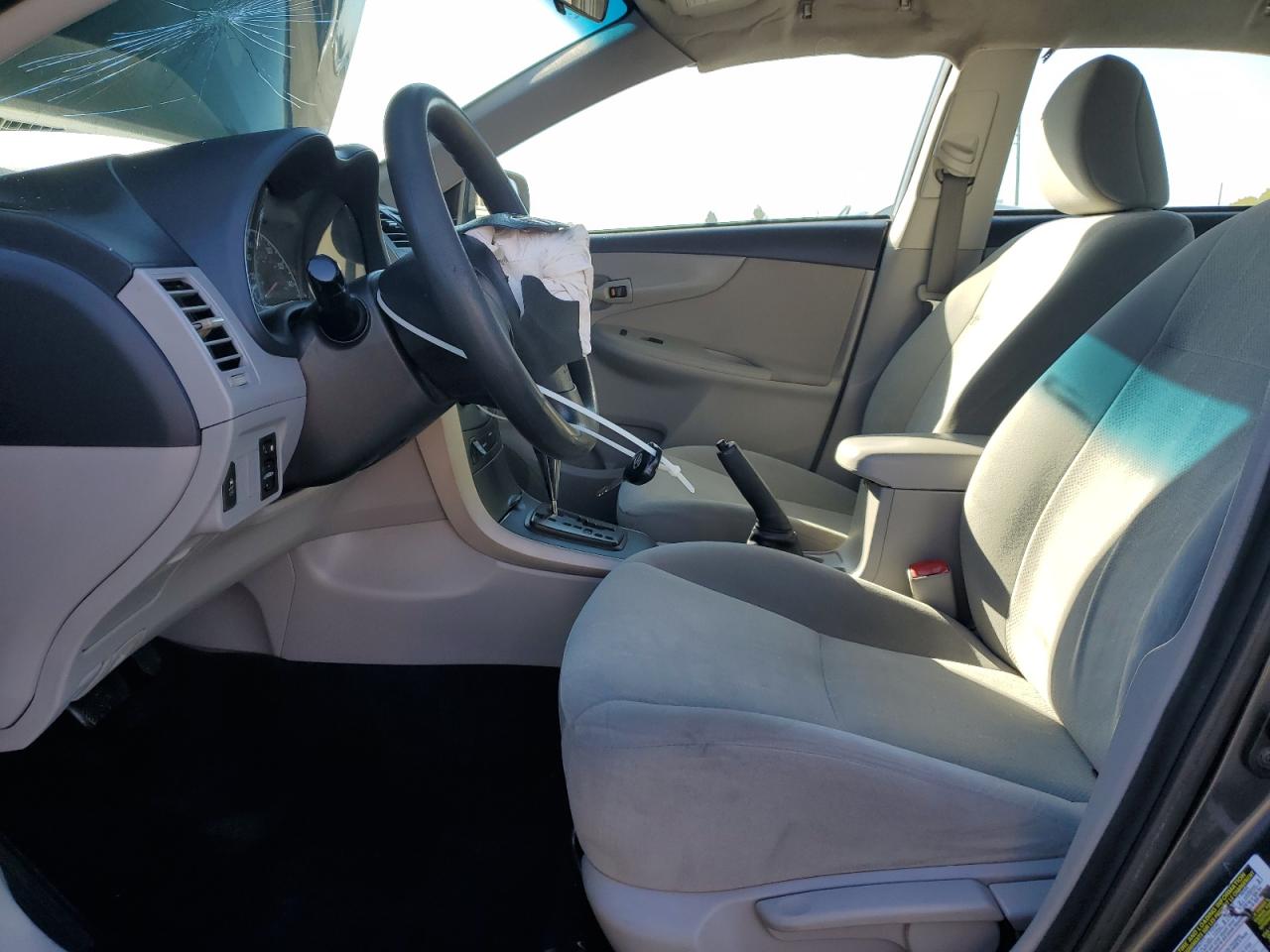 Lot #3311523251 2012 TOYOTA COROLLA BA