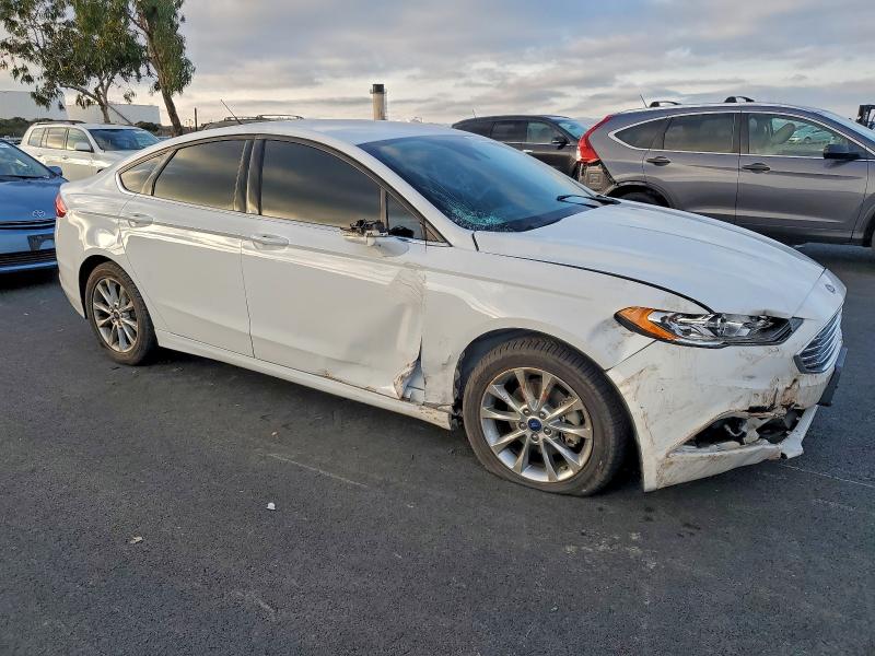 2017 FORD FUSION SE #3304086502