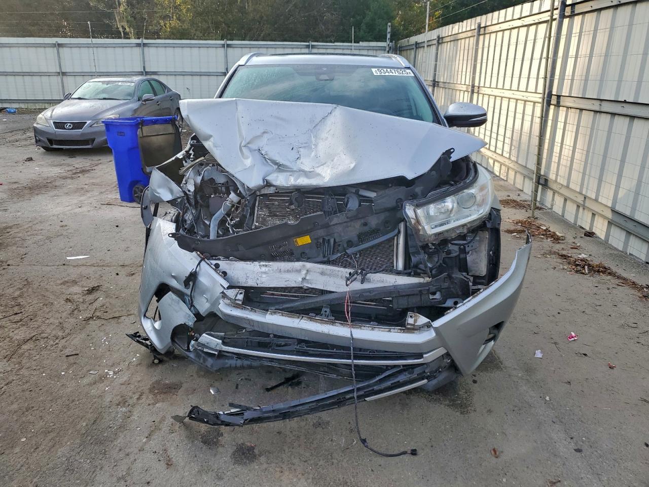 TOYOTA HIGHLANDER SE