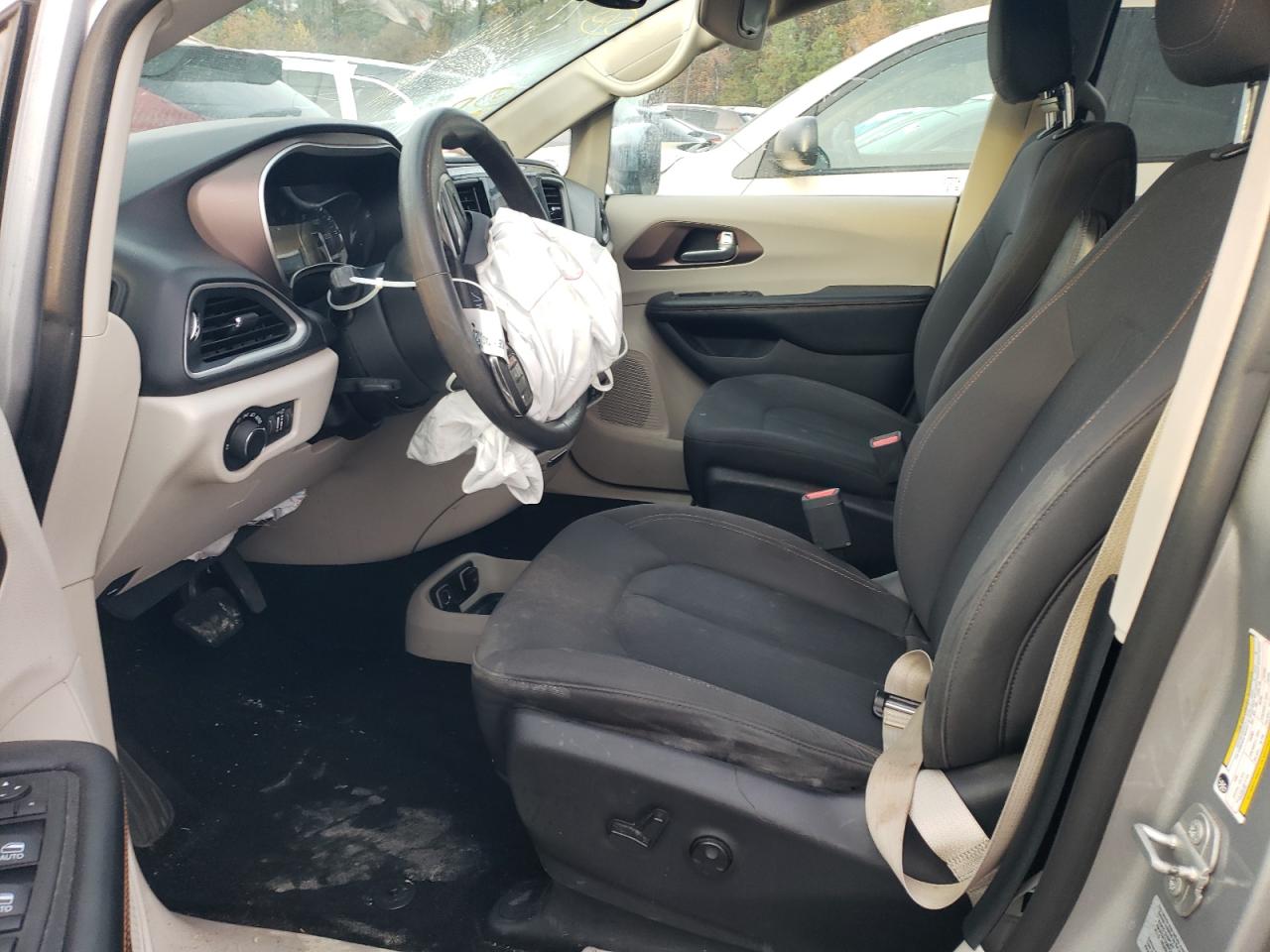 CHRYSLER PACIFICA TOURING