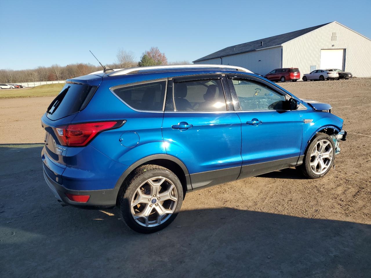 FORD ESCAPE TITANIUM