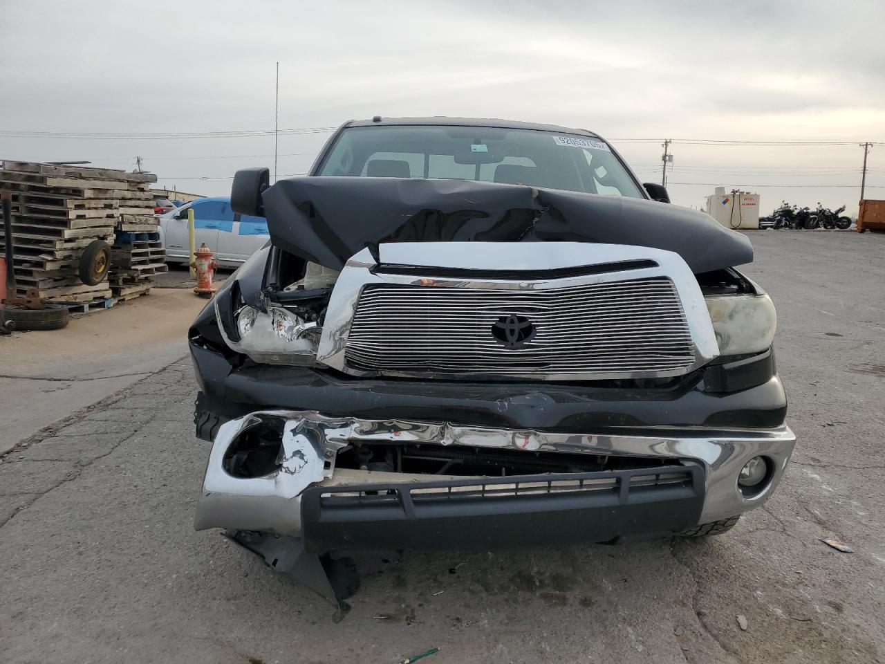 TOYOTA TUNDRA DOUBLE CAB SR5