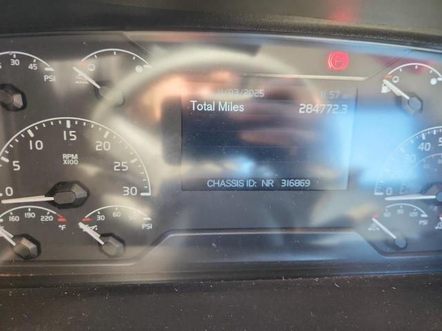 2023 VOLVO VNR #3302923072